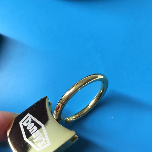 🖤Denny’s Diner keychain - Picture 5 of 11